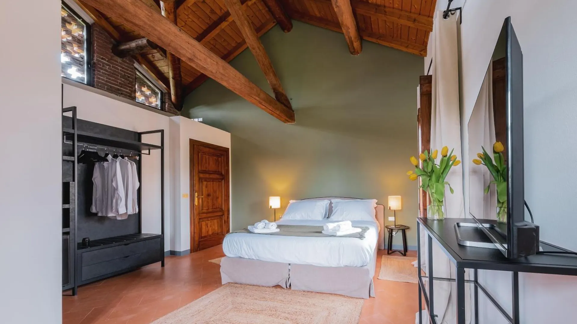 Relais Macconago Bed and Breakfast Rogeredo